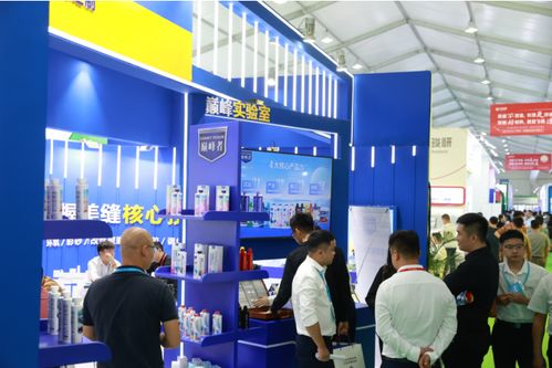 巔峰者全新形象亮相陶博會，以創(chuàng)新服務(wù)引領(lǐng)美縫行業(yè)高質(zhì)量發(fā)展